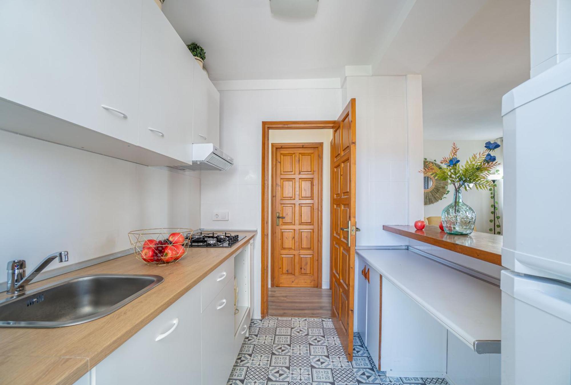 Est1-Spaciouss Appartment In The Beach, Bbq, Downtonwn, Parking, Fast Wifi Fibre Roses Bagian luar foto