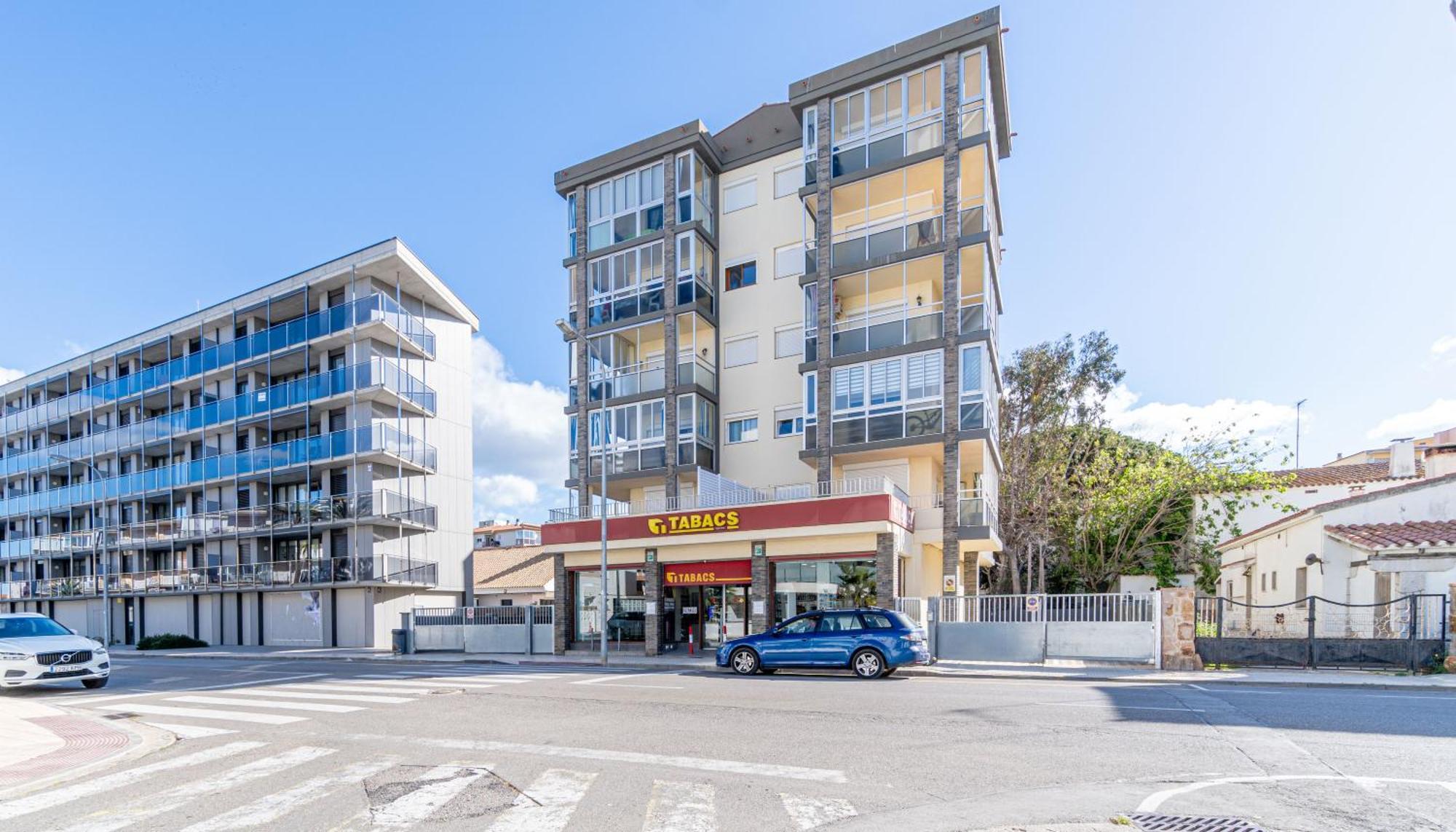 Est1-Spaciouss Appartment In The Beach, Bbq, Downtonwn, Parking, Fast Wifi Fibre Roses Bagian luar foto